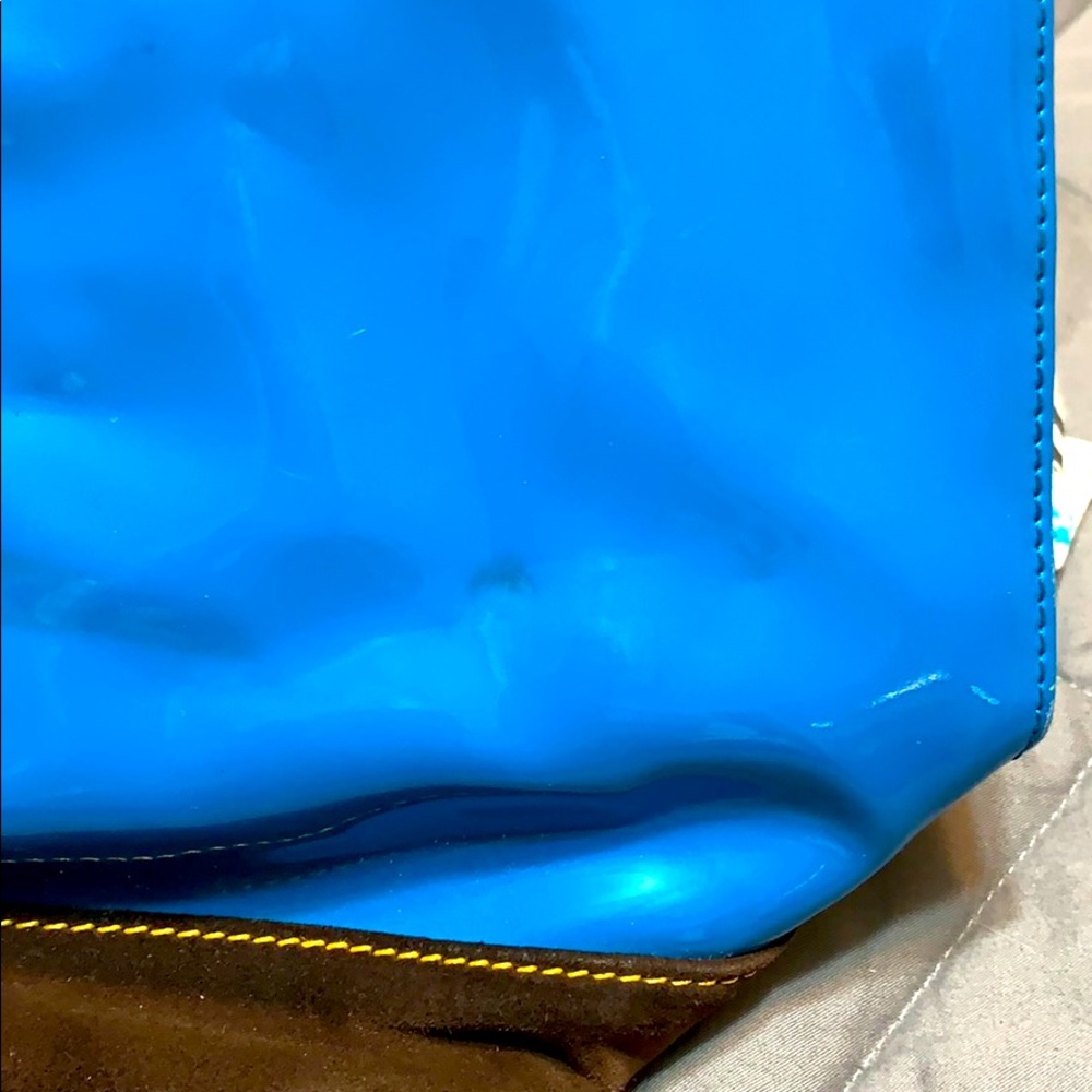 Dooney & Bourke Blue Patent Leather Purse - Picture 3 of 8